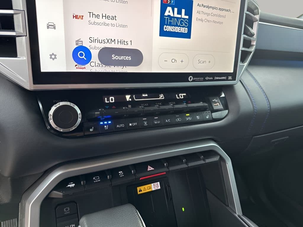 2024 Toyota Sequoia - Image 36