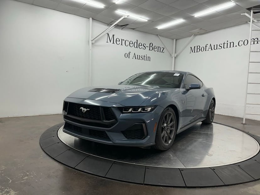 2024 Ford Mustang - Image 1