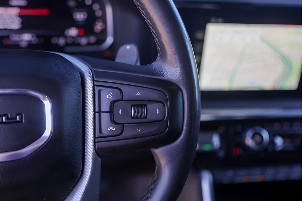 2023 GMC Sierra 1500 - Image 16