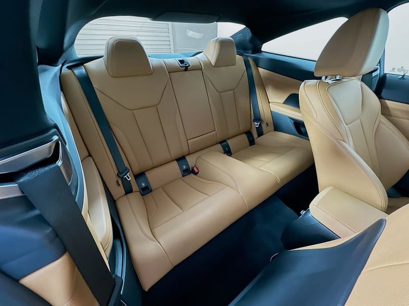 2025 BMW 4 Series - Image 28