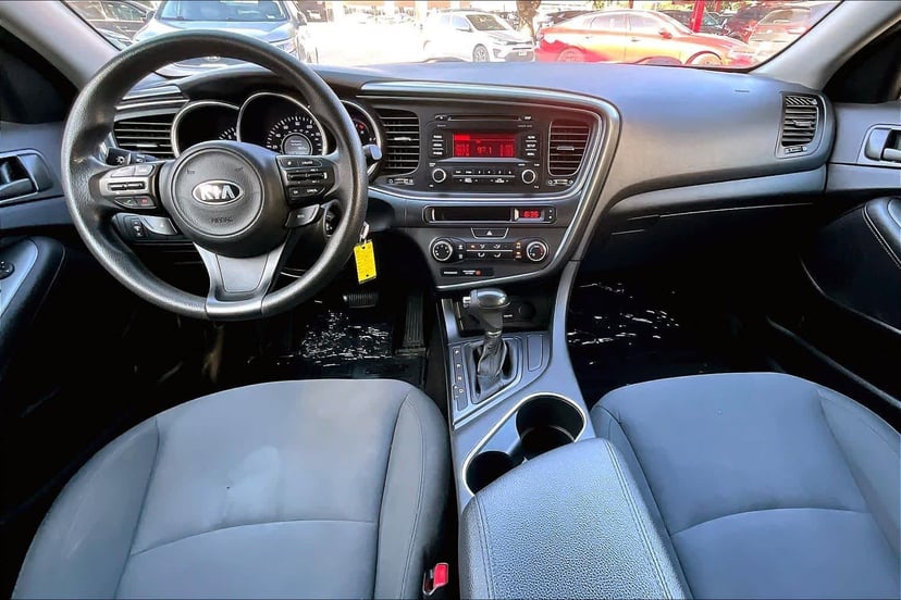 2015 Kia Optima - Image 15