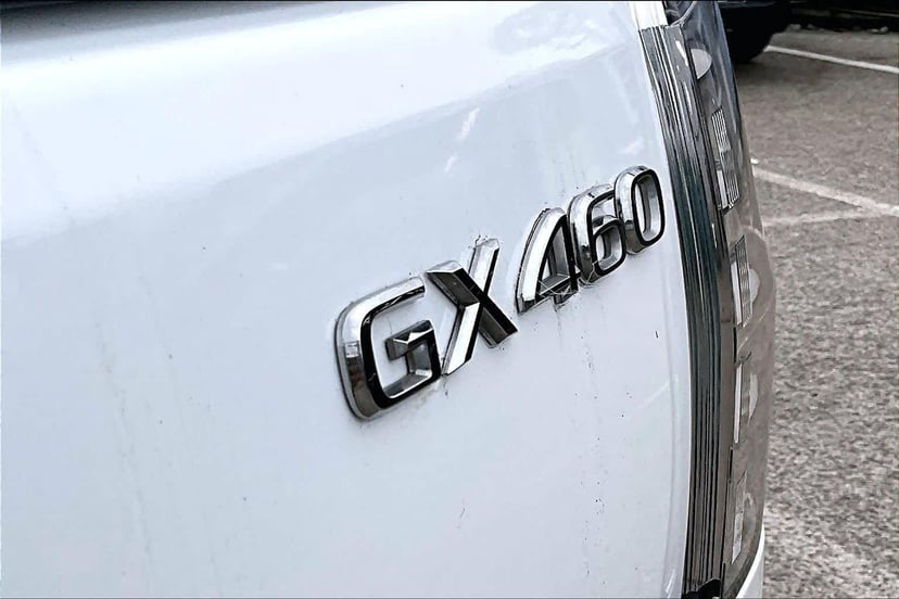 2015 Lexus GX 460 - Image 10