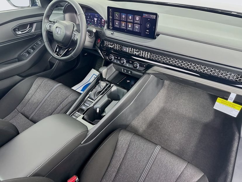 2026 Honda Accord Hybrid - Image 39