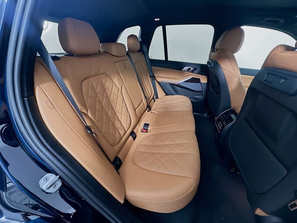 2023 BMW X5 - Image 28