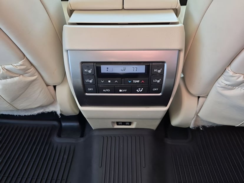 2023 Lexus GX - Image 21