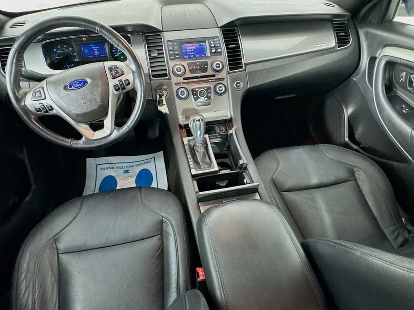 2013 Ford Taurus - Image 25