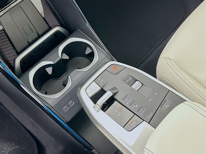 2026 BMW X1 - Image 15