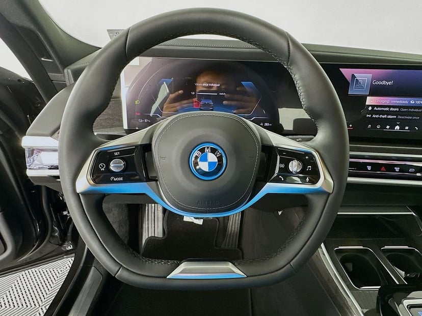 2026 BMW i7 - Image 10