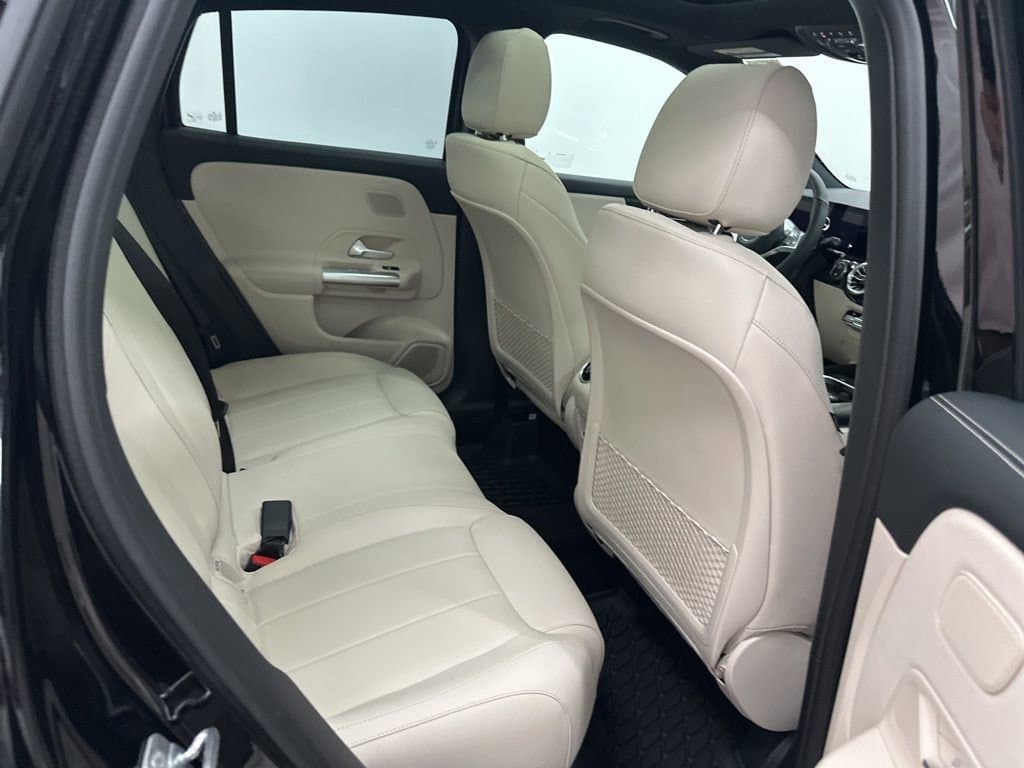 2026 MERCEDES-BENZ GLA - Image 60