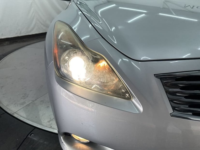 2012 INFINITI G37 - Image 24
