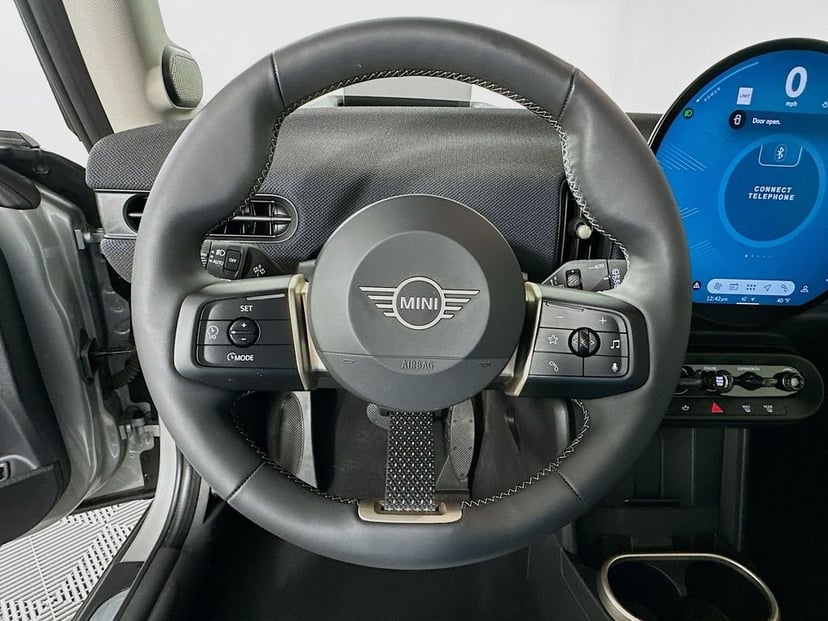 2025 MINI Cooper S - Image 11