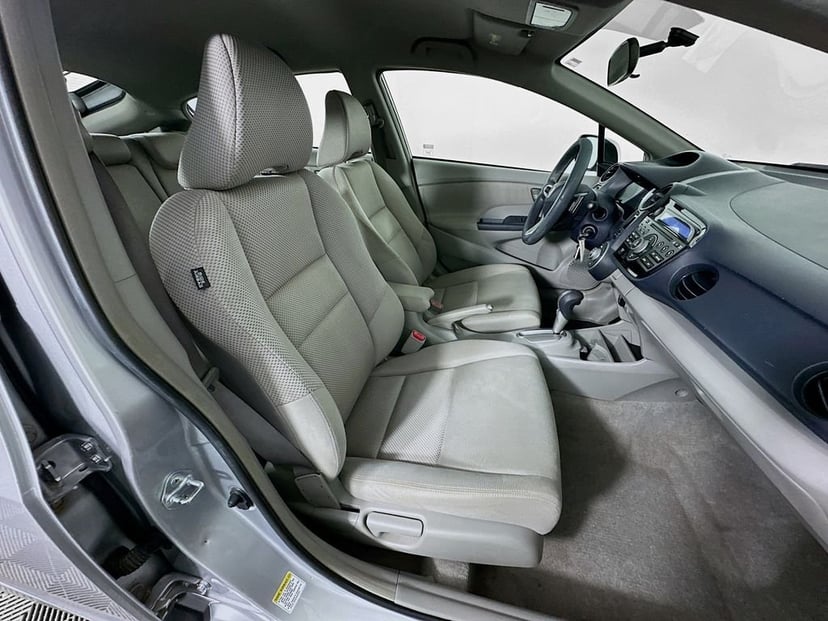 2010 Honda Insight - Image 25