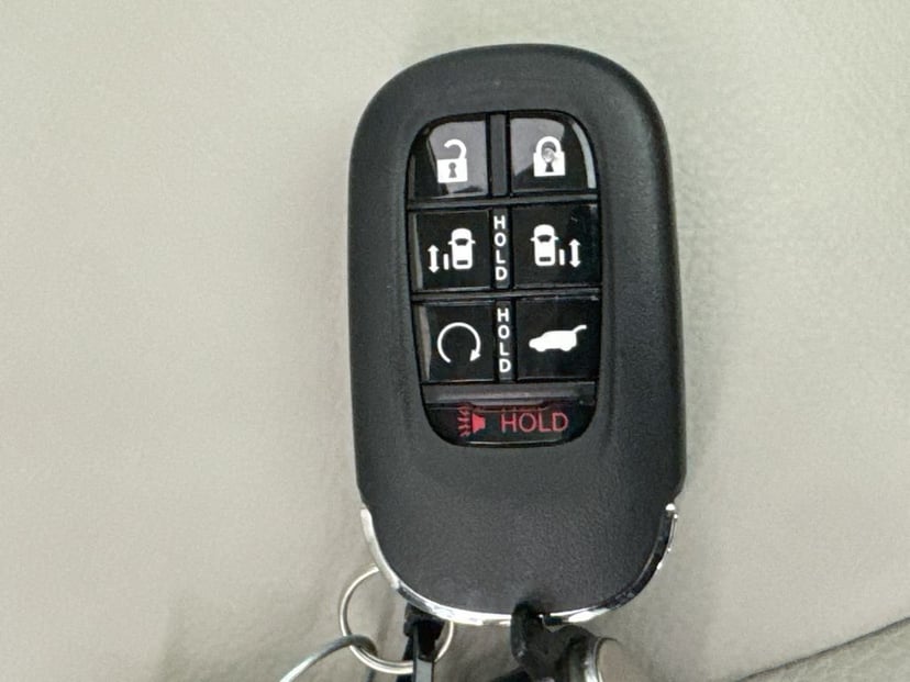 2026 Honda Odyssey - Image 41