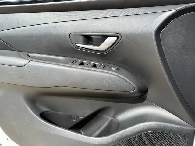 2022 Hyundai Santa Cruz - Image 18