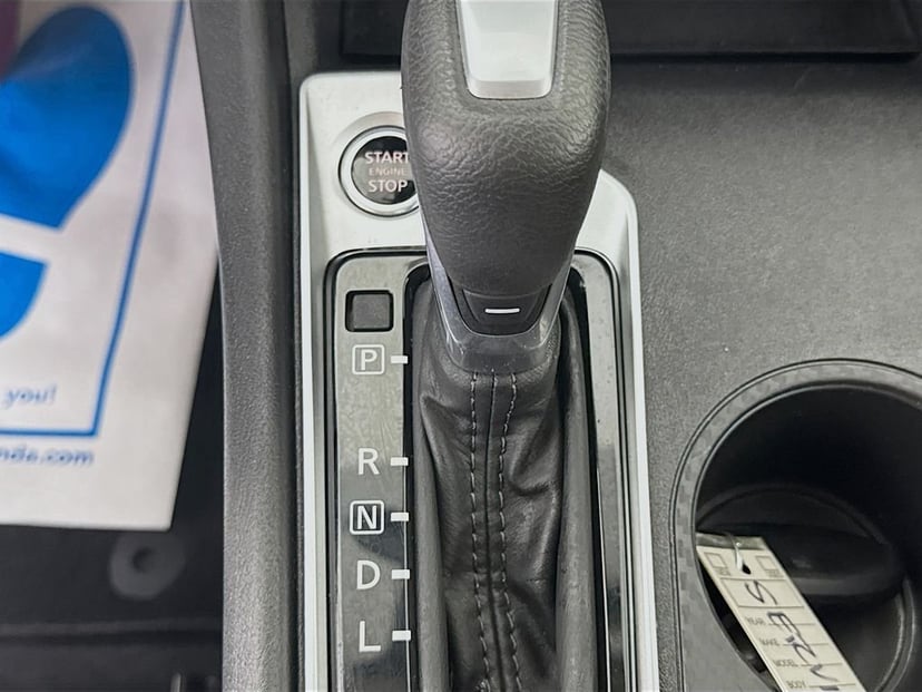 2025 Nissan Altima - Image 20