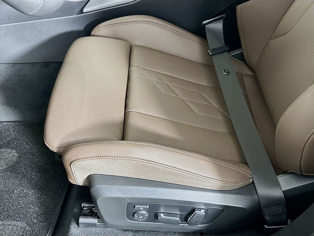 2026 BMW X3 - Image 21