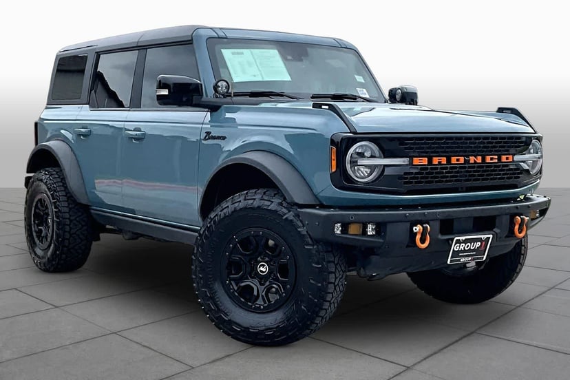 2021 Ford Bronco - Image 1