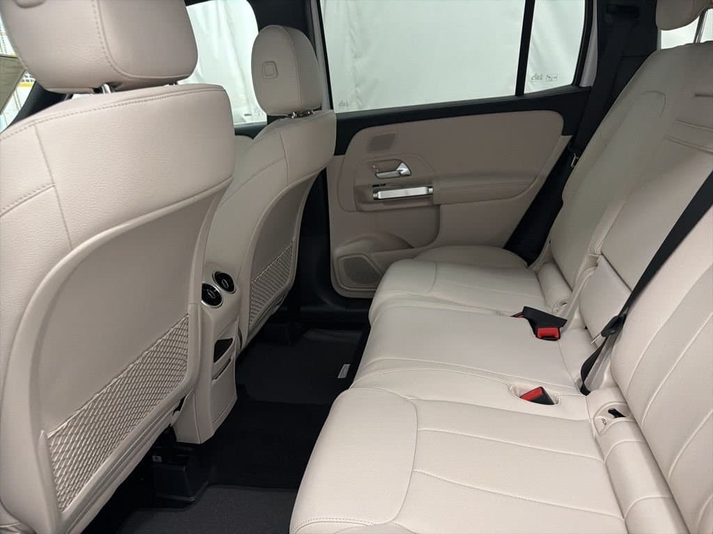 2026 MERCEDES-BENZ GLB - Image 20