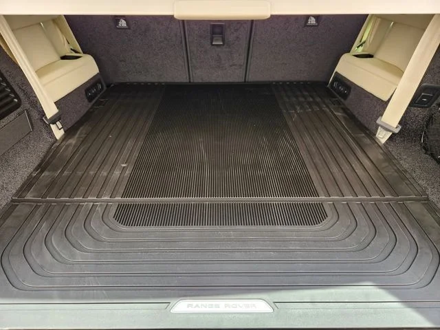 2026 Land Rover Range Rover - Image 30