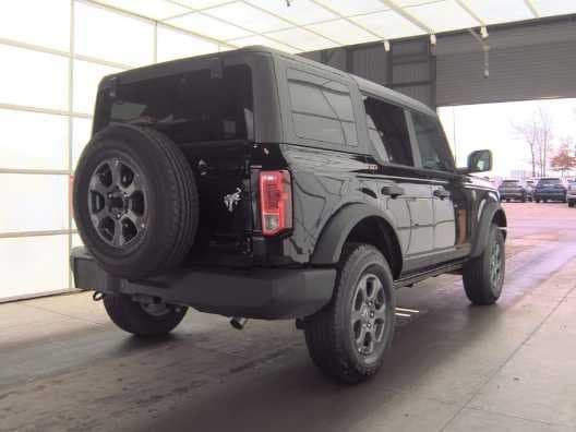 2025 Ford Bronco - Image 5