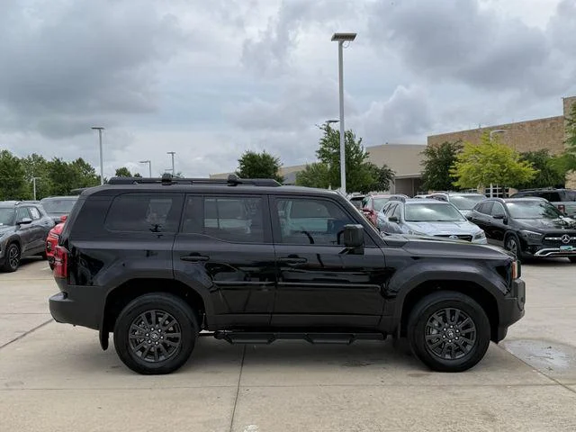 2025 Toyota Land Cruiser - Image 35