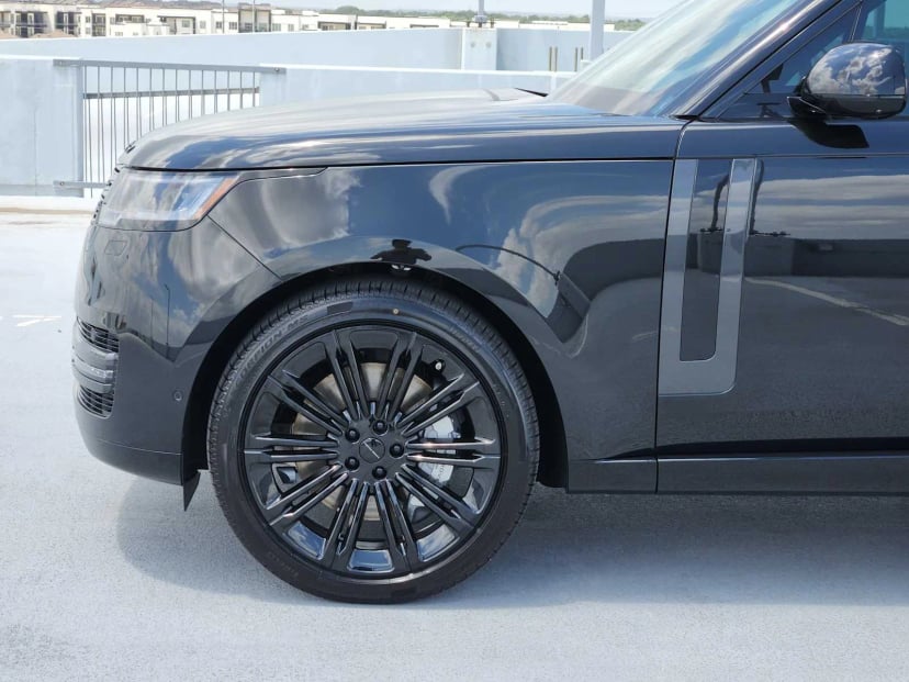 2026 LAND ROVER Range Rover - Image 9