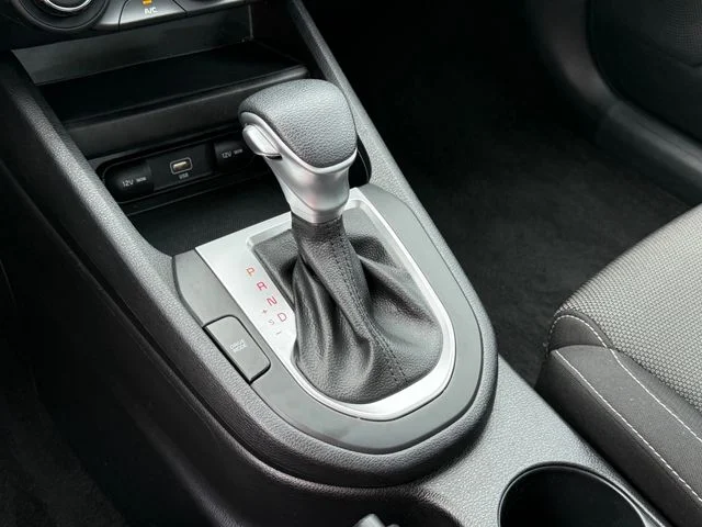 2023 Kia Forte - Image 22