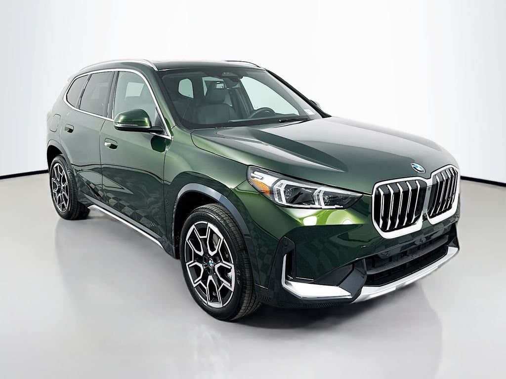 2025 BMW X1 - Image 3