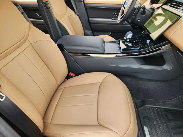 2026 Land Rover Range Rover Sport - Image 14