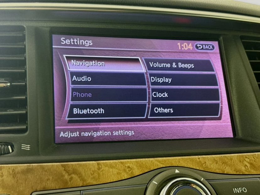 2013 INFINITI QX56 - Image 18