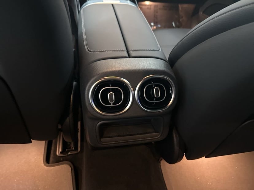 2026 Mercedes-Benz GLC - Image 20