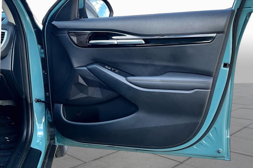2024 Kia Seltos - Image 23