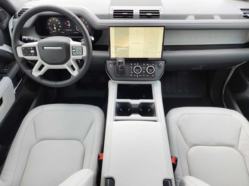 2026 LAND ROVER Defender 130 - Image 26