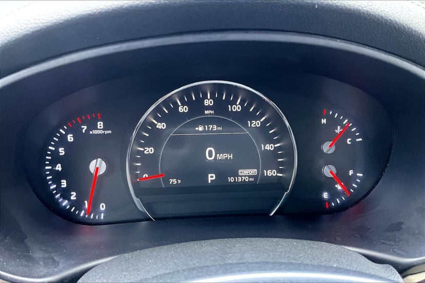 2020 Kia Sorento - Image 26