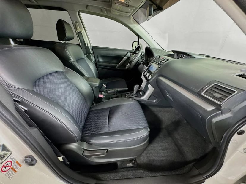 2017 Subaru Forester - Image 34