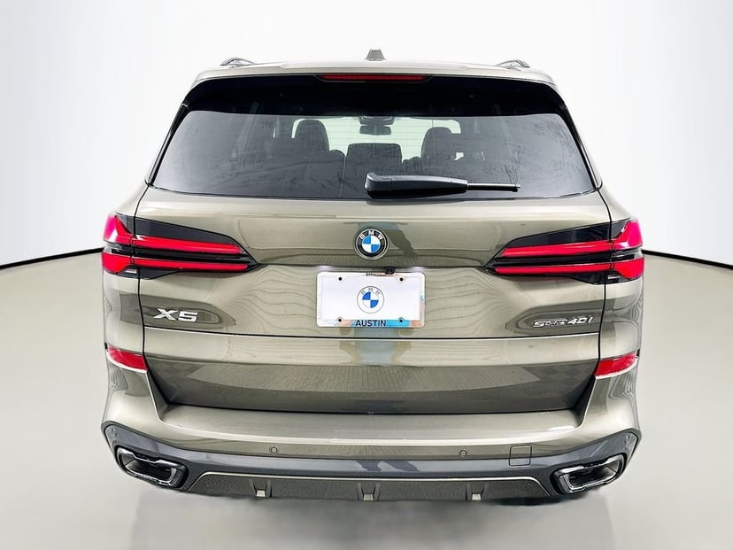2026 BMW X5 - Image 6