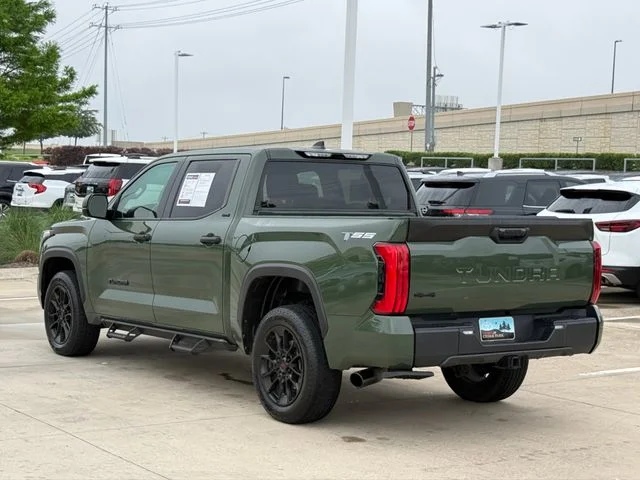 2023 Toyota Tundra - Image 8