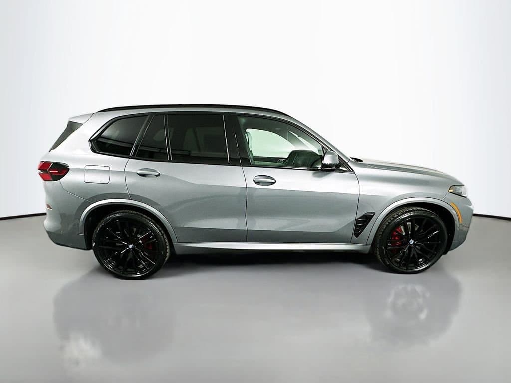 2026 BMW X5 - Image 4