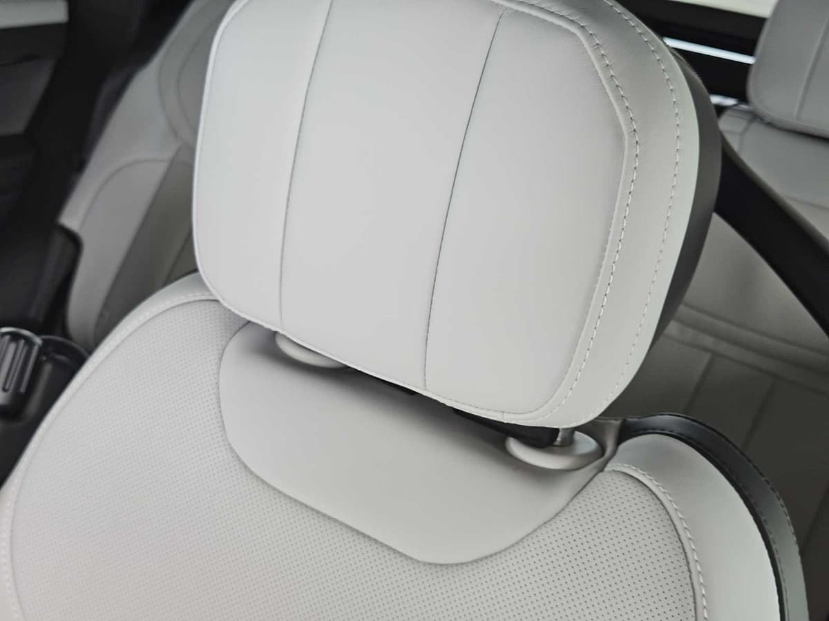 2026 LAND ROVER Range Rover Sport - Image 13