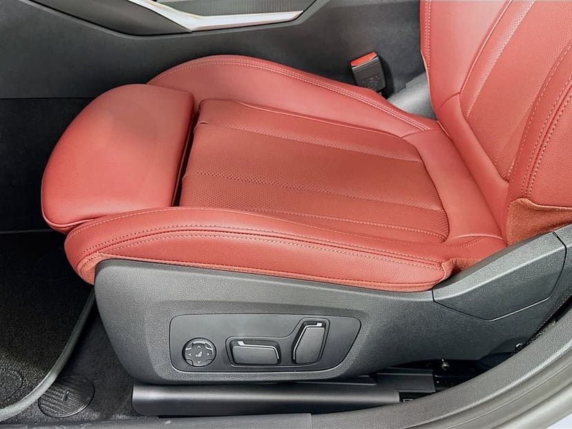 2026 BMW i4 - Image 21