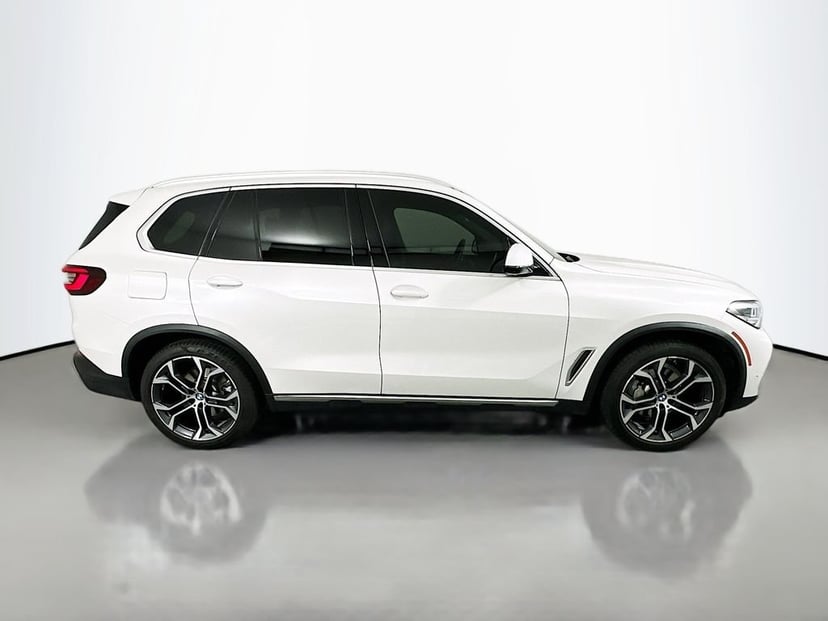 2023 BMW X5 - Image 4