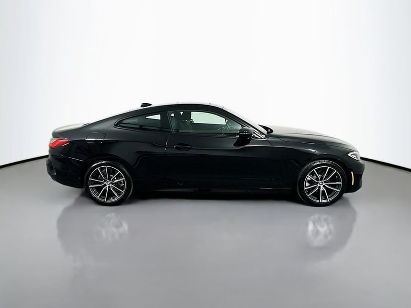 2022 BMW 4 Series - Image 4