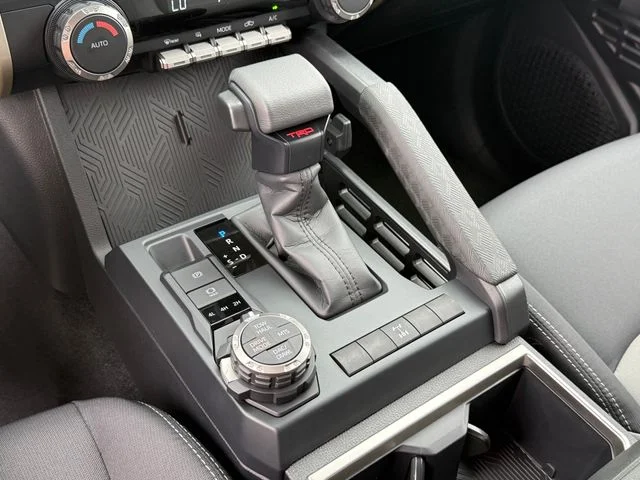 2026 Toyota Tacoma Hybrid - Image 22