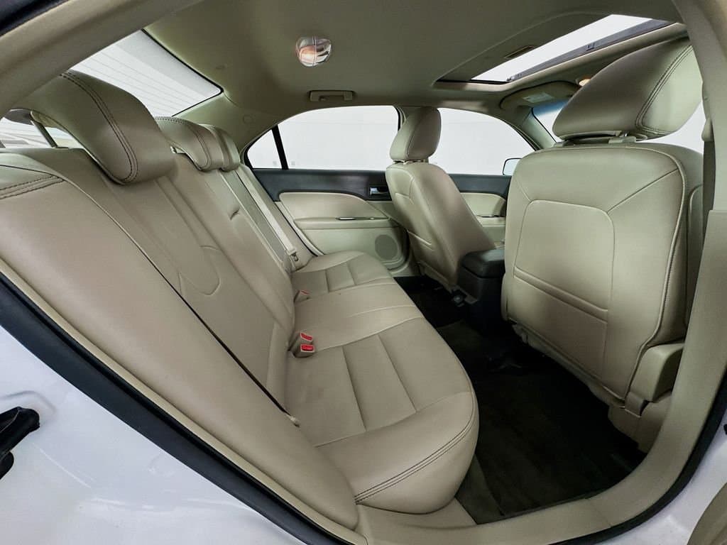 2010 FORD Fusion - Image 32
