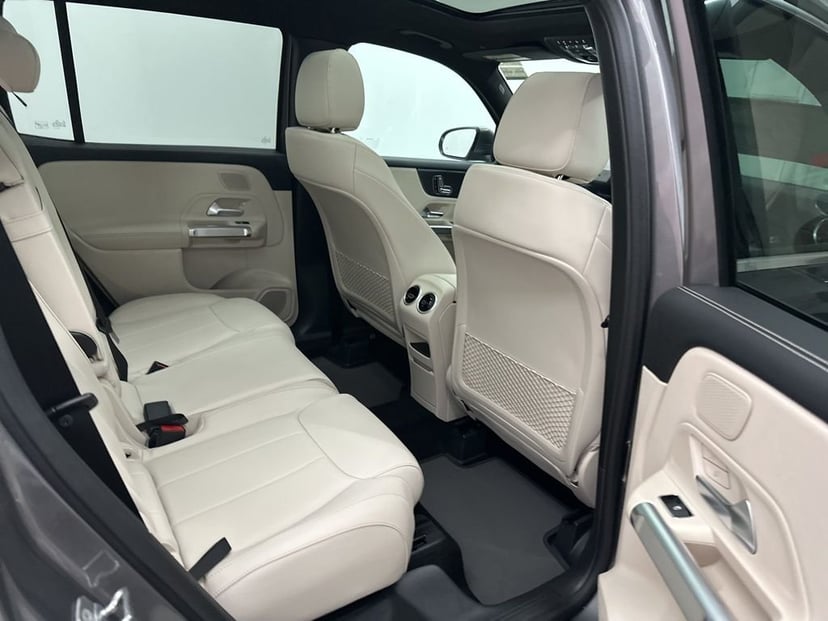2026 Mercedes-Benz GLB - Image 24