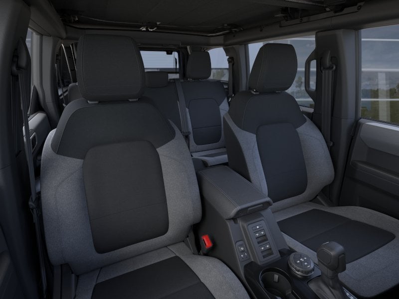 2026 Ford Bronco - Image 23