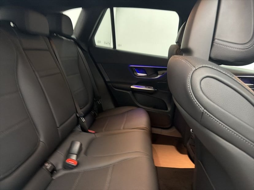2026 Mercedes-Benz GLC - Image 27