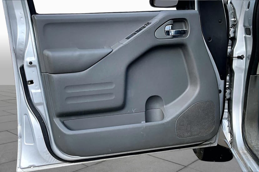 2015 Nissan Frontier - Image 21
