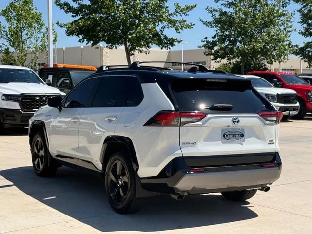 2020 Toyota RAV4 Hybrid - Image 4