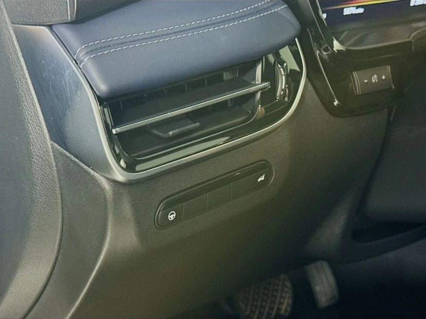 2026 INFINITI QX60 - Image 12